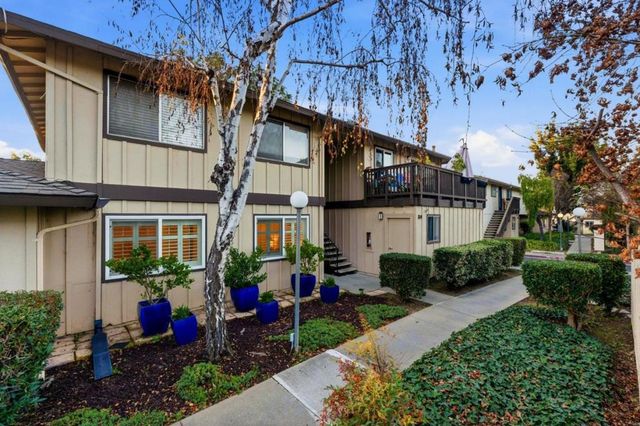 104 E Middlefield Road B, Mountain View, CA 94043