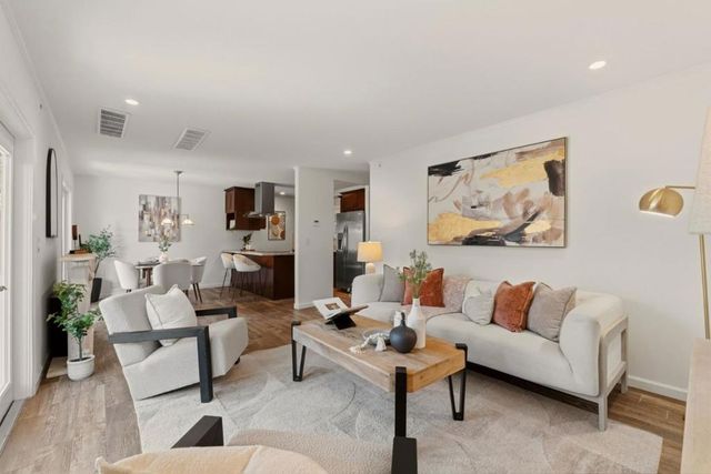 104 E Middlefield Road B, Mountain View, CA 94043