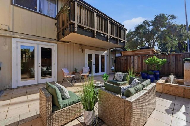 104 E Middlefield Road B, Mountain View, CA 94043