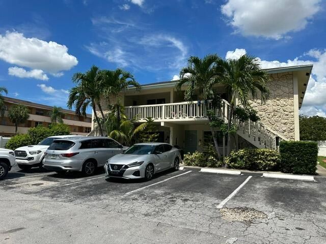4731 NE 21st Terrace 2, Lighthouse Point, FL 33064