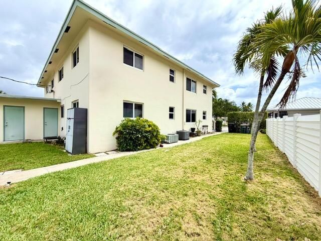 4731 NE 21st Terrace 2, Lighthouse Point, FL 33064
