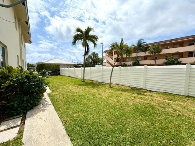 4731 NE 21st Terrace 2, Lighthouse Point, FL 33064