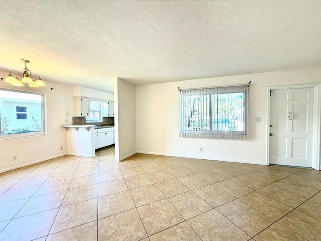 4731 NE 21st Terrace 2, Lighthouse Point, FL 33064