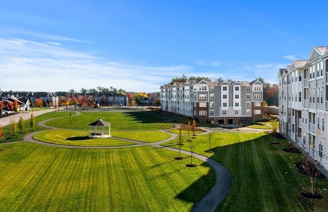 320 Martins Landing 2501, North Reading, MA 01864
