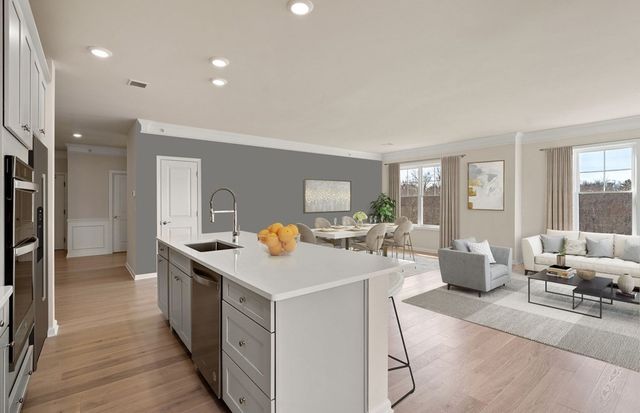 320 Martins Landing 2501, North Reading, MA 01864