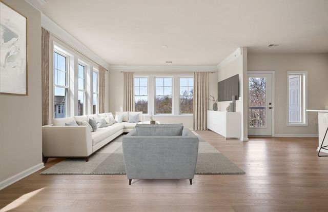 320 Martins Landing 2501, North Reading, MA 01864