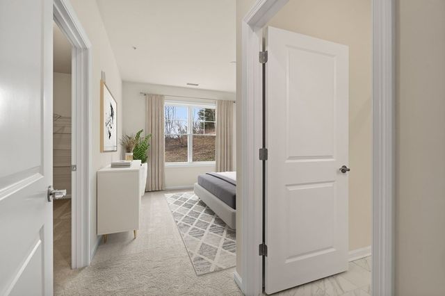 320 Martins Landing 2501, North Reading, MA 01864