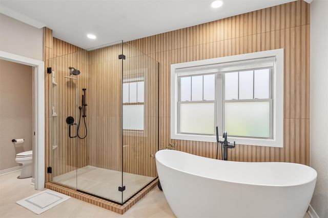 10534 NW 75th Place, Johnston, IA 50131