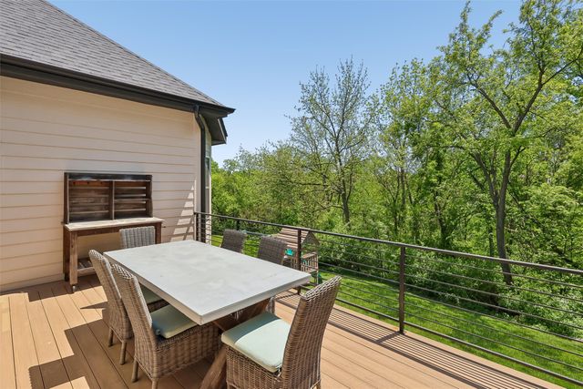 10534 NW 75th Place, Johnston, IA 50131
