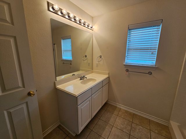 1521 Rice Road Z-101, Tyler, TX 75703