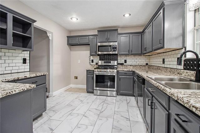 1157 Mundys Mill Road, Jonesboro, GA 30238