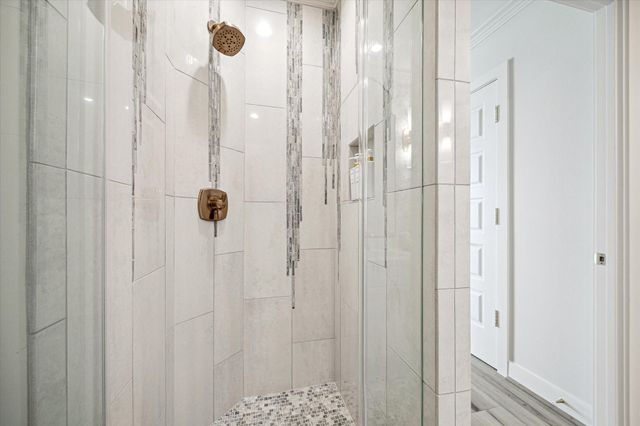 801 E Beach Drive TW2305, Galveston, TX 77550