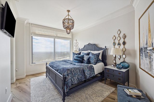 801 E Beach Drive TW2305, Galveston, TX 77550