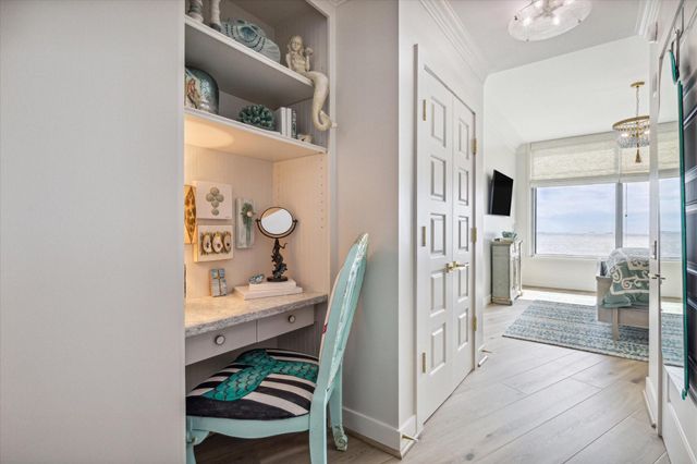 801 E Beach Drive TW2305, Galveston, TX 77550