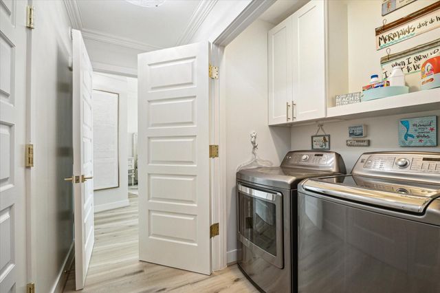 801 E Beach Drive TW2305, Galveston, TX 77550