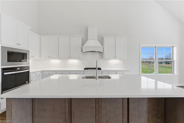 8112 Simon Drive, Stokesdale, NC 27357