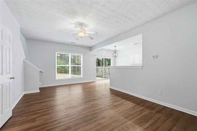 905 Tamarisk Place, Canton, GA 30114