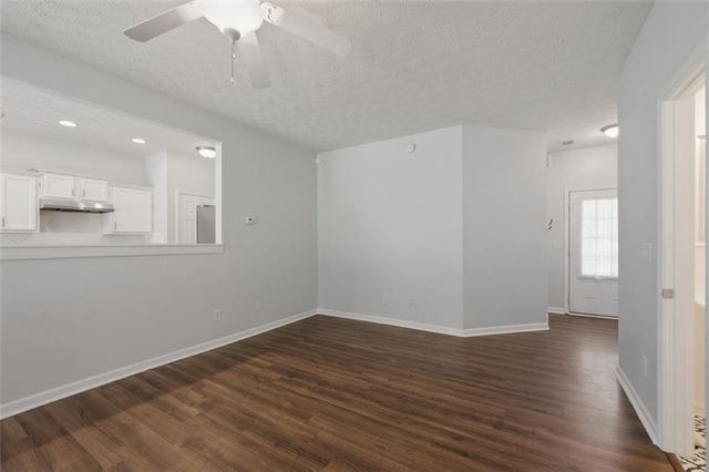 905 Tamarisk Place, Canton, GA 30114