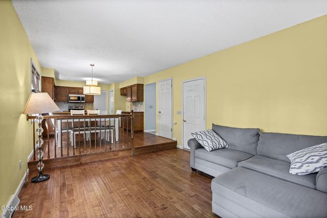 21 Bellwood Lane, Schodack, NY 12033