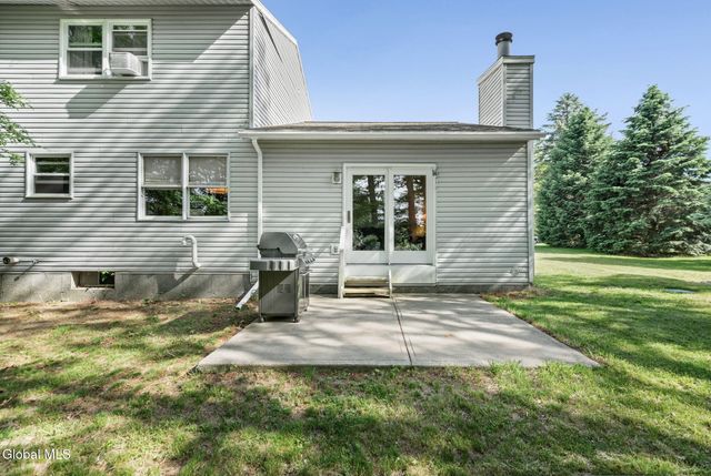 21 Bellwood Lane, Schodack, NY 12033