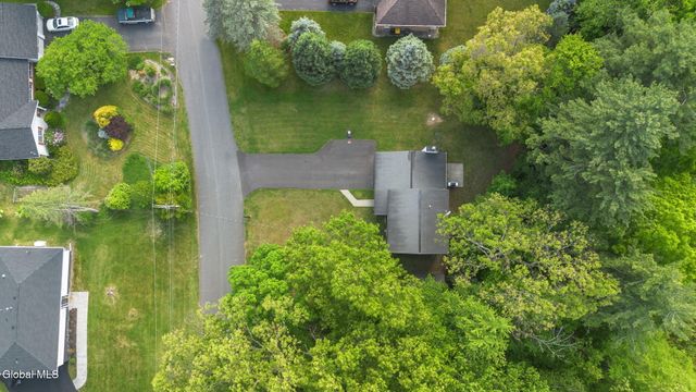 21 Bellwood Lane, Schodack, NY 12033