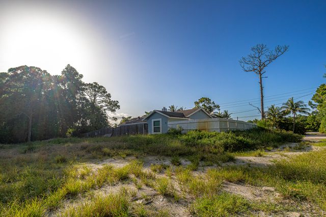 11714 ORANGE Boulevard, The Acreage, FL 33412