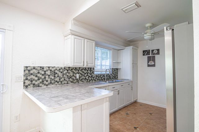 11714 ORANGE Boulevard, The Acreage, FL 33412