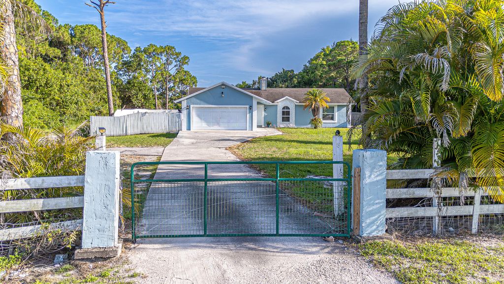 11714 ORANGE Boulevard, The Acreage, FL 33412