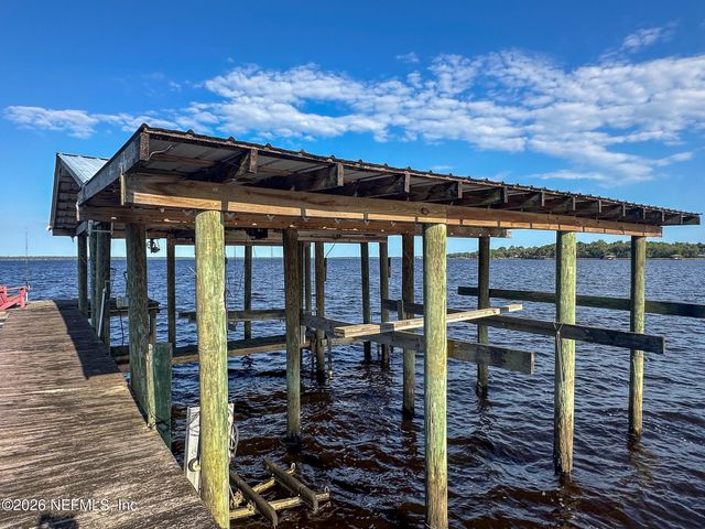 550 CEDAR CREEK Road 2, Palatka, FL 32177