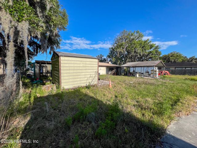 550 CEDAR CREEK Road 2, Palatka, FL 32177