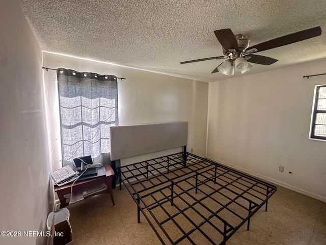 550 CEDAR CREEK Road 2, Palatka, FL 32177