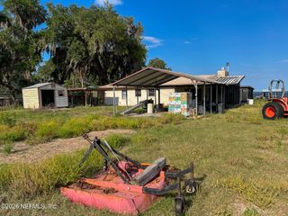 550 CEDAR CREEK Road 2, Palatka, FL 32177