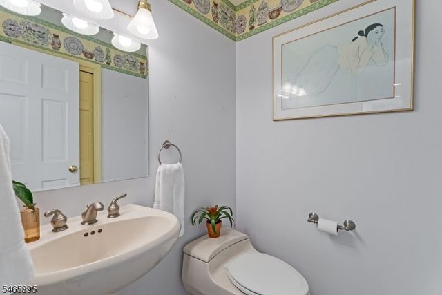 616 S Orange Ave, 3C 3C, Maplewood Twp., NJ 07040