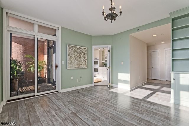 616 S Orange Ave, 3C 3C, Maplewood Twp., NJ 07040