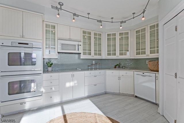 616 S Orange Ave, 3C 3C, Maplewood Twp., NJ 07040