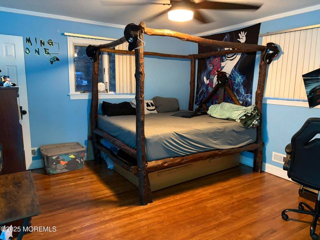 11 Chestnut Ridge Road, Holmdel, NJ 07733