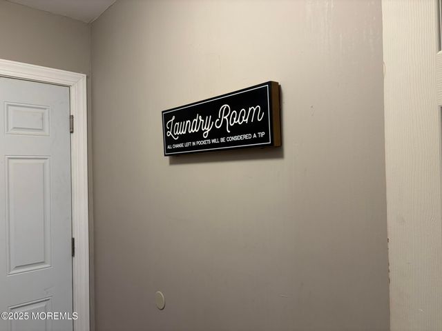 11 Chestnut Ridge Road, Holmdel, NJ 07733