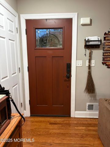 11 Chestnut Ridge Road, Holmdel, NJ 07733