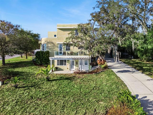 190 CRYSTAL LAKE DRIVE, Clermont, FL 34711