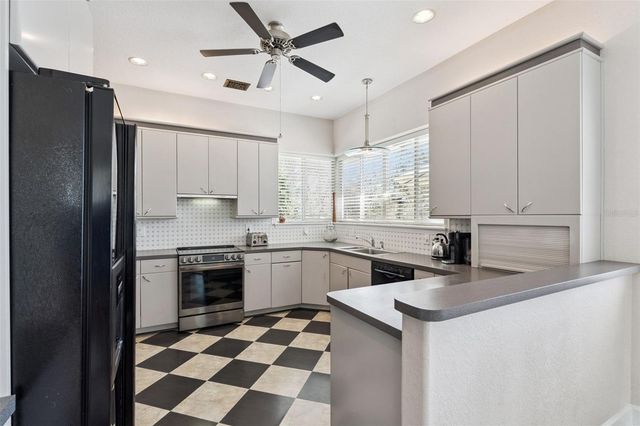 190 CRYSTAL LAKE DRIVE, Clermont, FL 34711