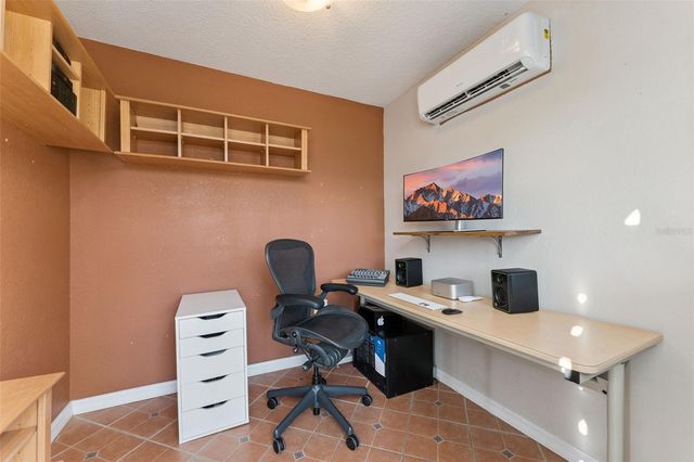 190 CRYSTAL LAKE DRIVE, Clermont, FL 34711