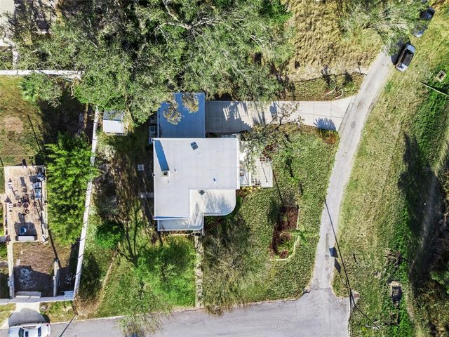 190 CRYSTAL LAKE DRIVE, Clermont, FL 34711