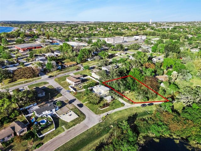 190 CRYSTAL LAKE DRIVE, Clermont, FL 34711