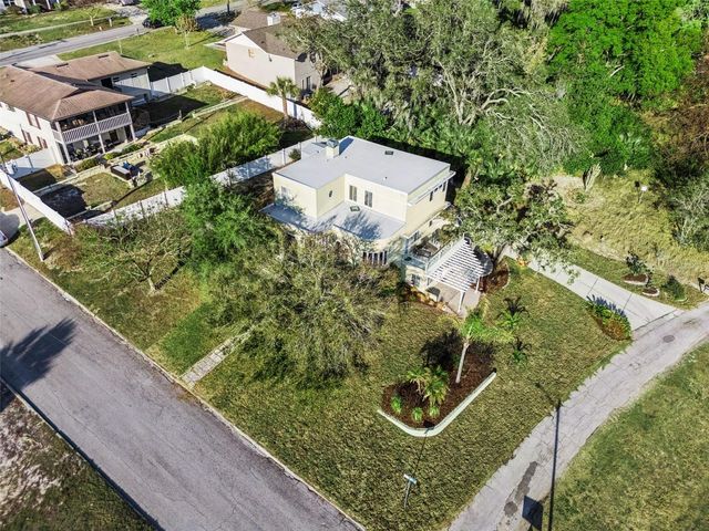 190 CRYSTAL LAKE DRIVE, Clermont, FL 34711