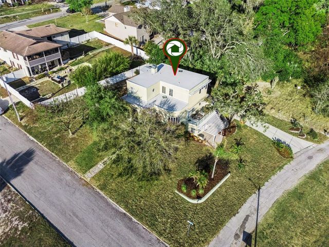 190 CRYSTAL LAKE DRIVE, Clermont, FL 34711