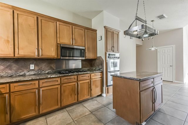 2533 Potomac Drive, League City, TX 77573