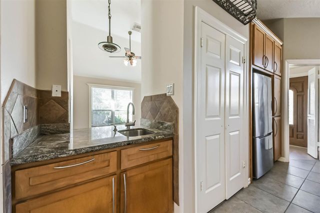 2533 Potomac Drive, League City, TX 77573