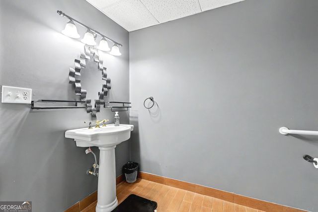 530 Bigelow, Atlanta, GA 30349