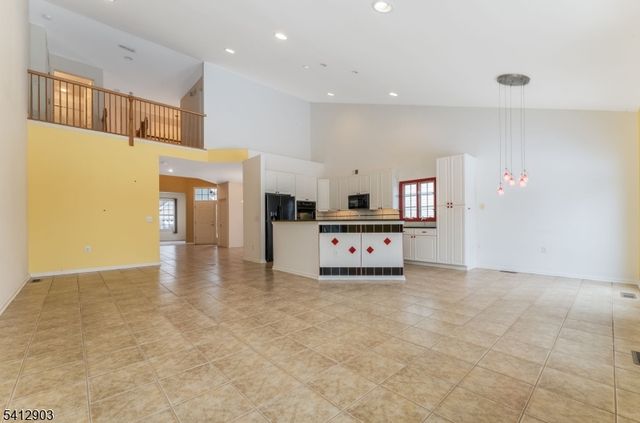 12 Republic Row, Franklin Twp., NJ 08873