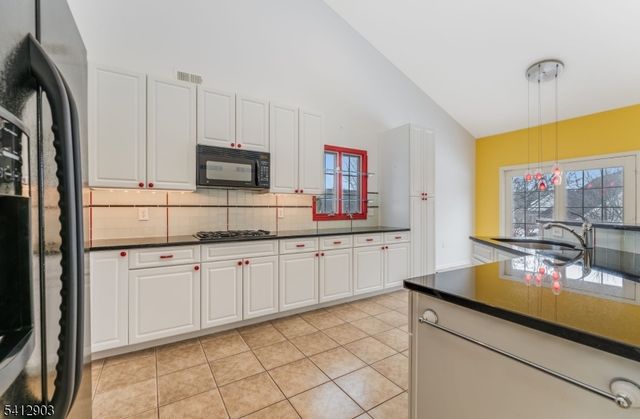 12 Republic Row, Franklin Twp., NJ 08873